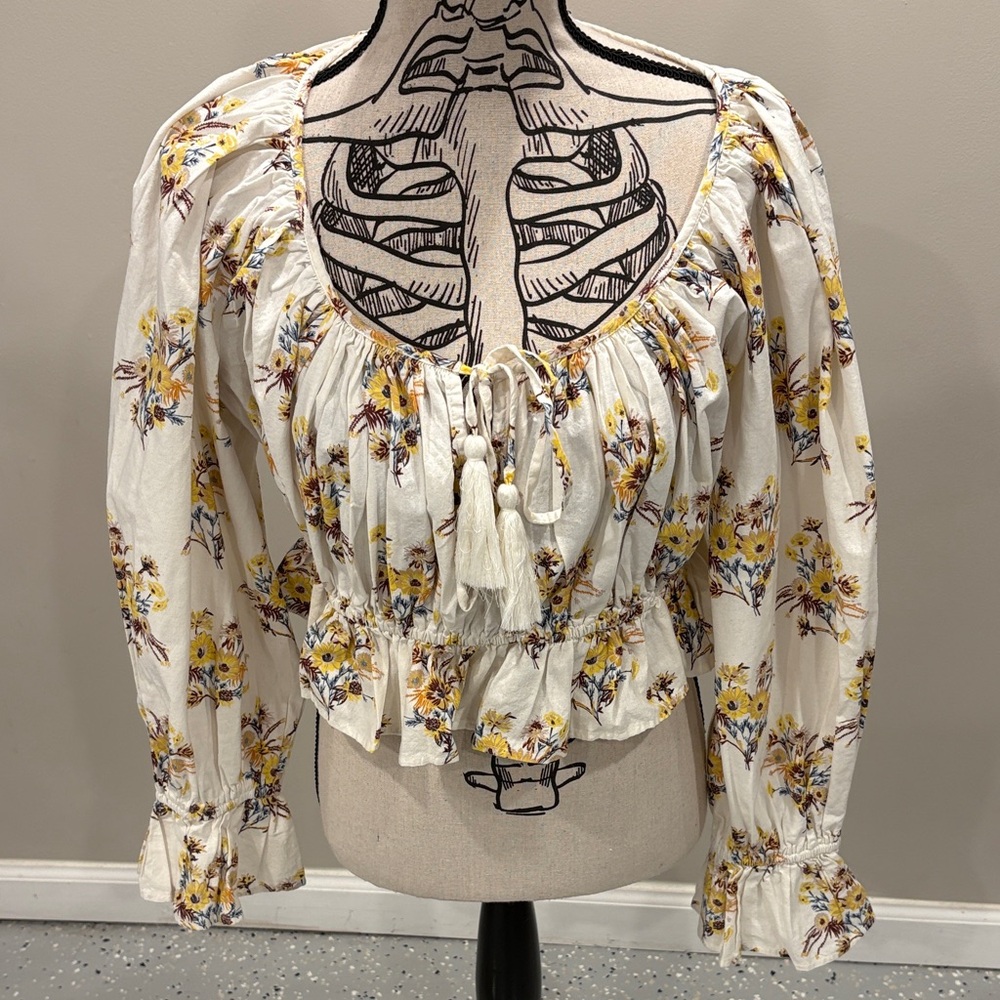 NWT Happy X Nature Floral Printed Pop Crop Too Blouse